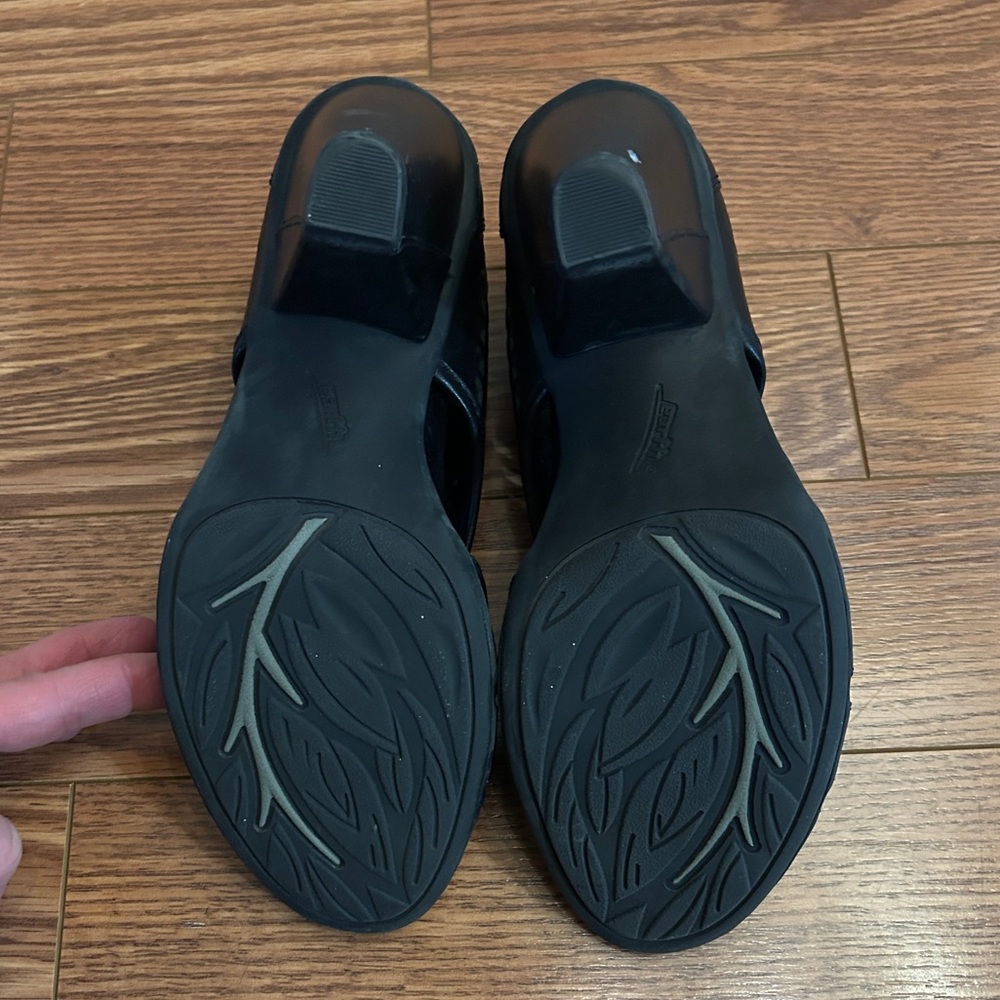 Earthies Black Virgo Peep Toe Booties - Picture 6 of 9